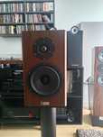 Studio 16 Hertz Canto Grand Signiture