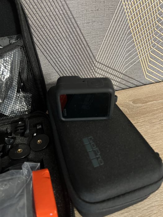 GoPro Hero 9 з набором кріплень.