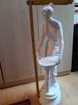 Figurka kobiety  -  61 cm wysokośći