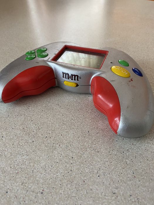 Джойстик с игрой на батарейках