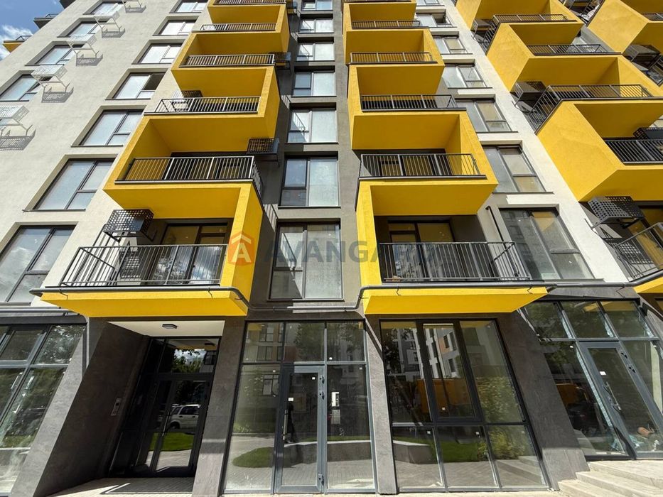 Оренда комерції 84 м2 в Аурум Санрайз на Пимоненка / фасадне