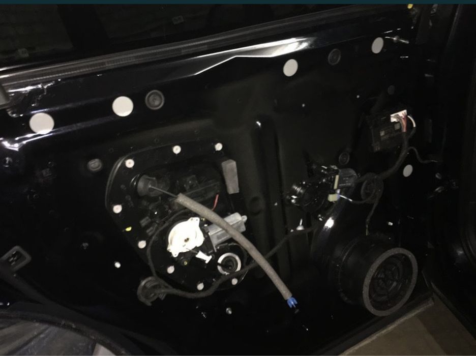 дотяжки дверей Audi Q7 4m 2016-2024 год