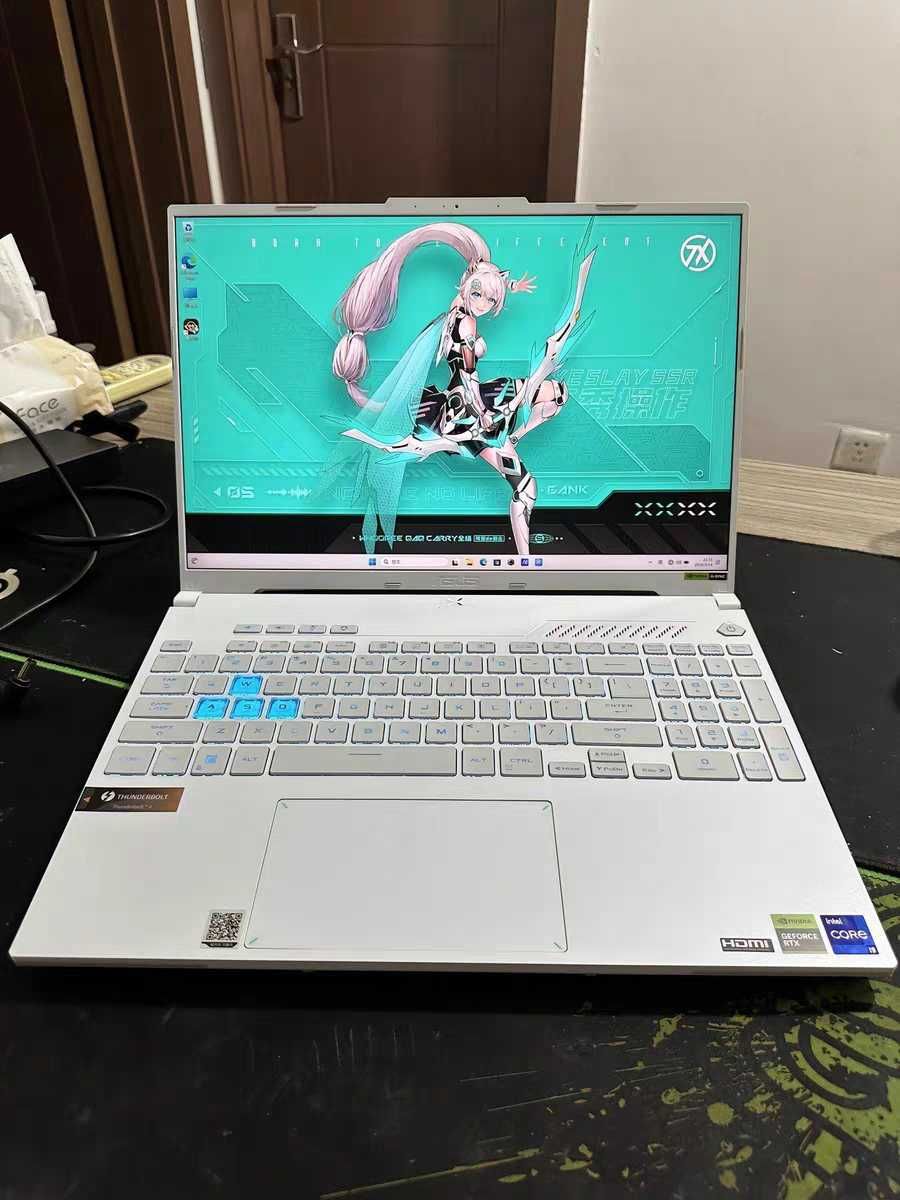 Laptop ASUS RTX 4060 CPU, 24-rdzeniowy 2.5K 165 Hz