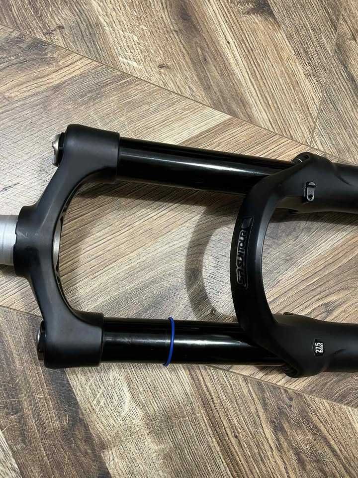 Amortyzator Suntour aion 140mm 27.5