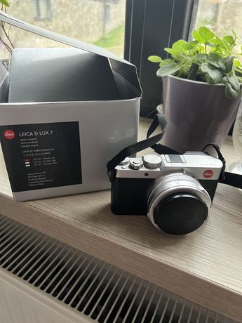 Leica d luxe 7 фотоапарат