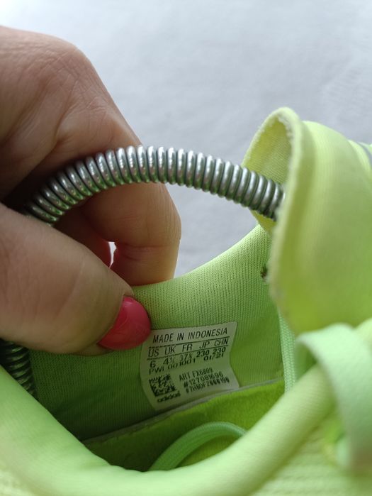 Женские кроссовки беговые Adidas р37.5