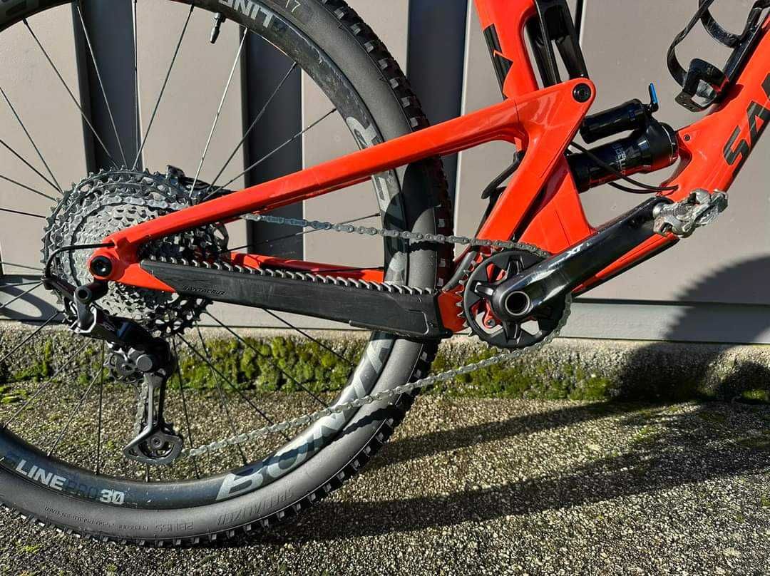 Bicicleta Santa Cruz Hightower 2022