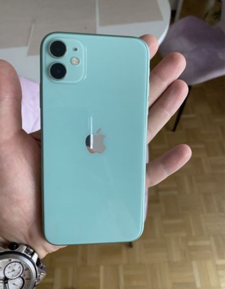 iPhone 11 green 64gb