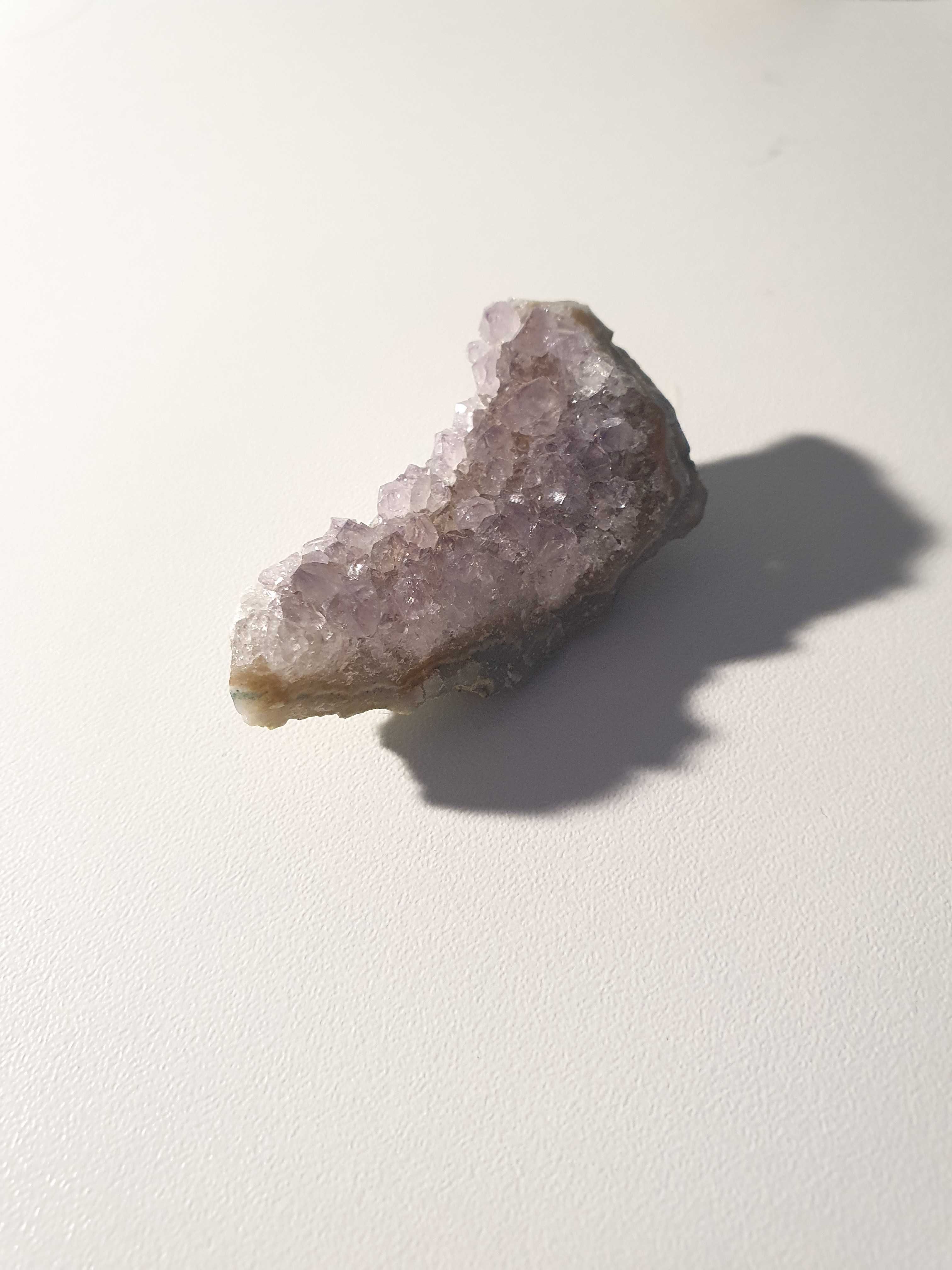 Ametyst - minerał naturalny, rzadki, z geodą, głęboki fiolet