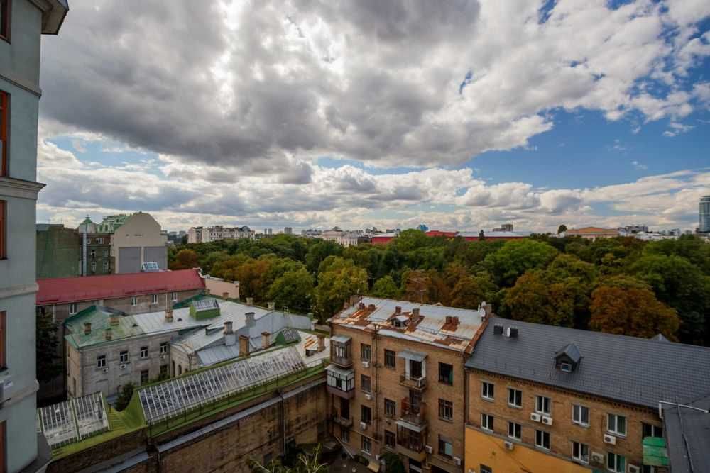 Продам видовую квартиру Т.Шевченко 11, Крещатик, Пушкинская, центр.