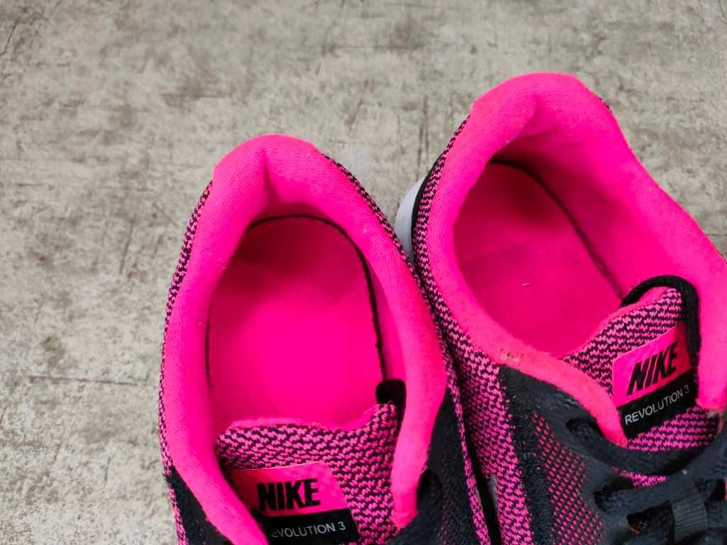 Кросівки Nike Revolution 3 р-36.5 оригінал найк кроссовки
