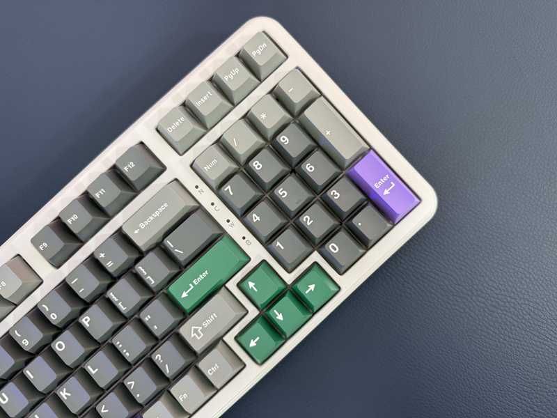Механічна бездротова клавіатура YUNZII  B98 / Cocoa Cream V2 Switch