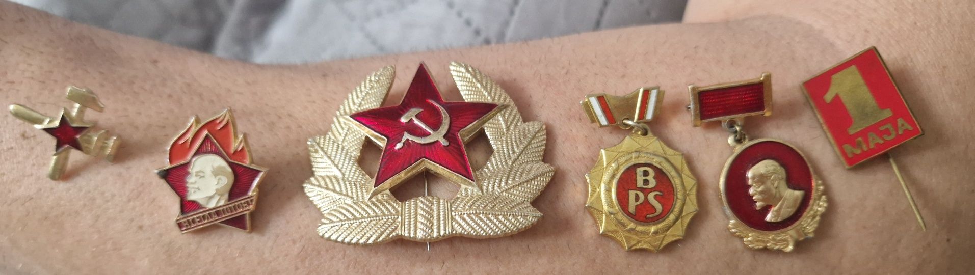Odznaki przypinki sowieckie ZSRR zestaw