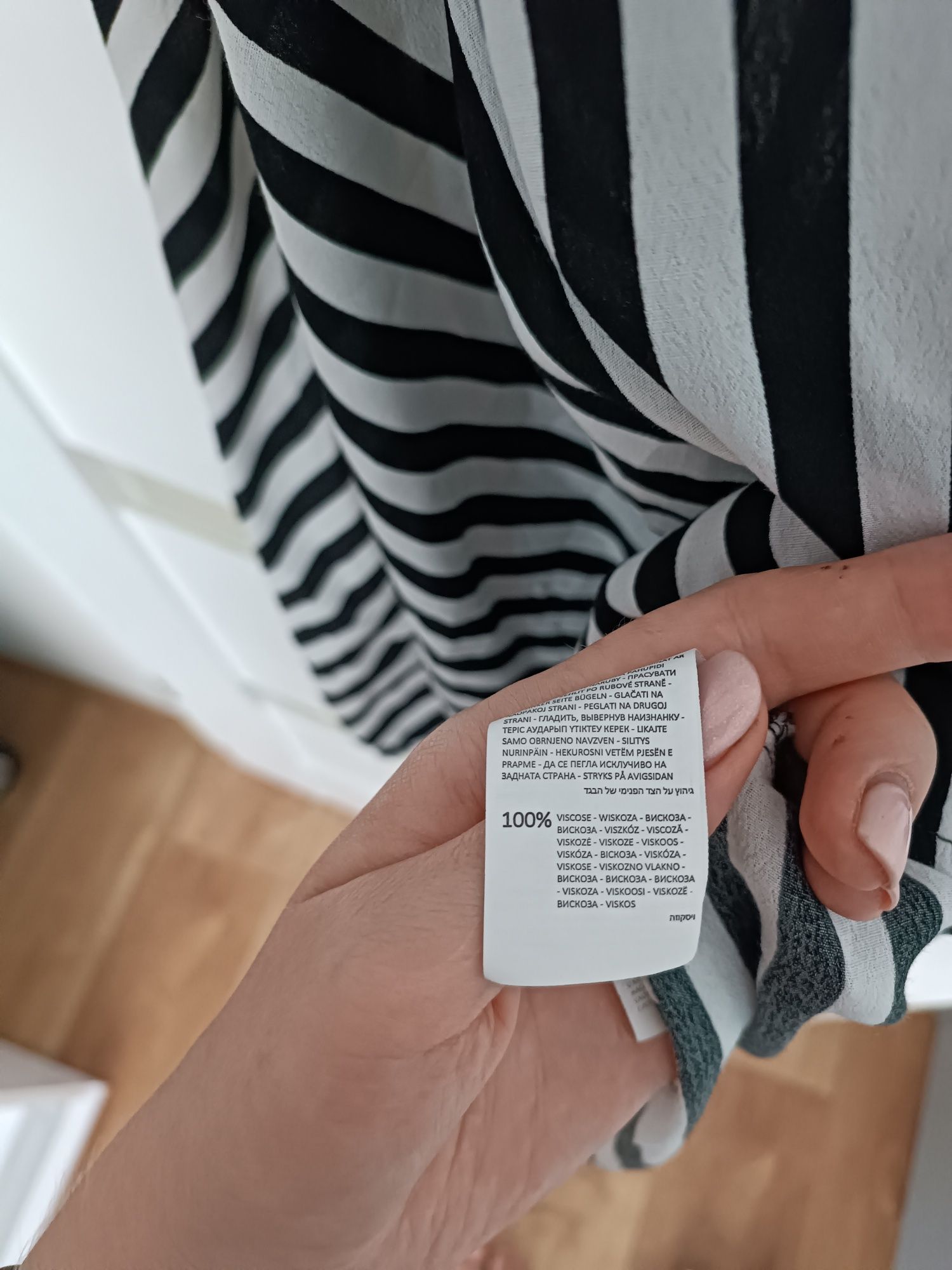 Sukienka asymetryczna Mohito S w paski
