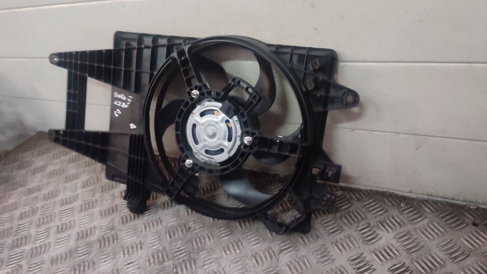 Fiat Punto II 1.2 8v wentylator chłodnicy