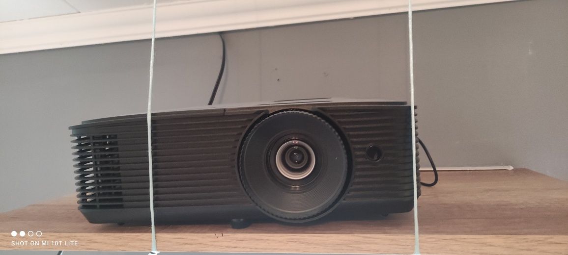 Optoma hd28e projektor