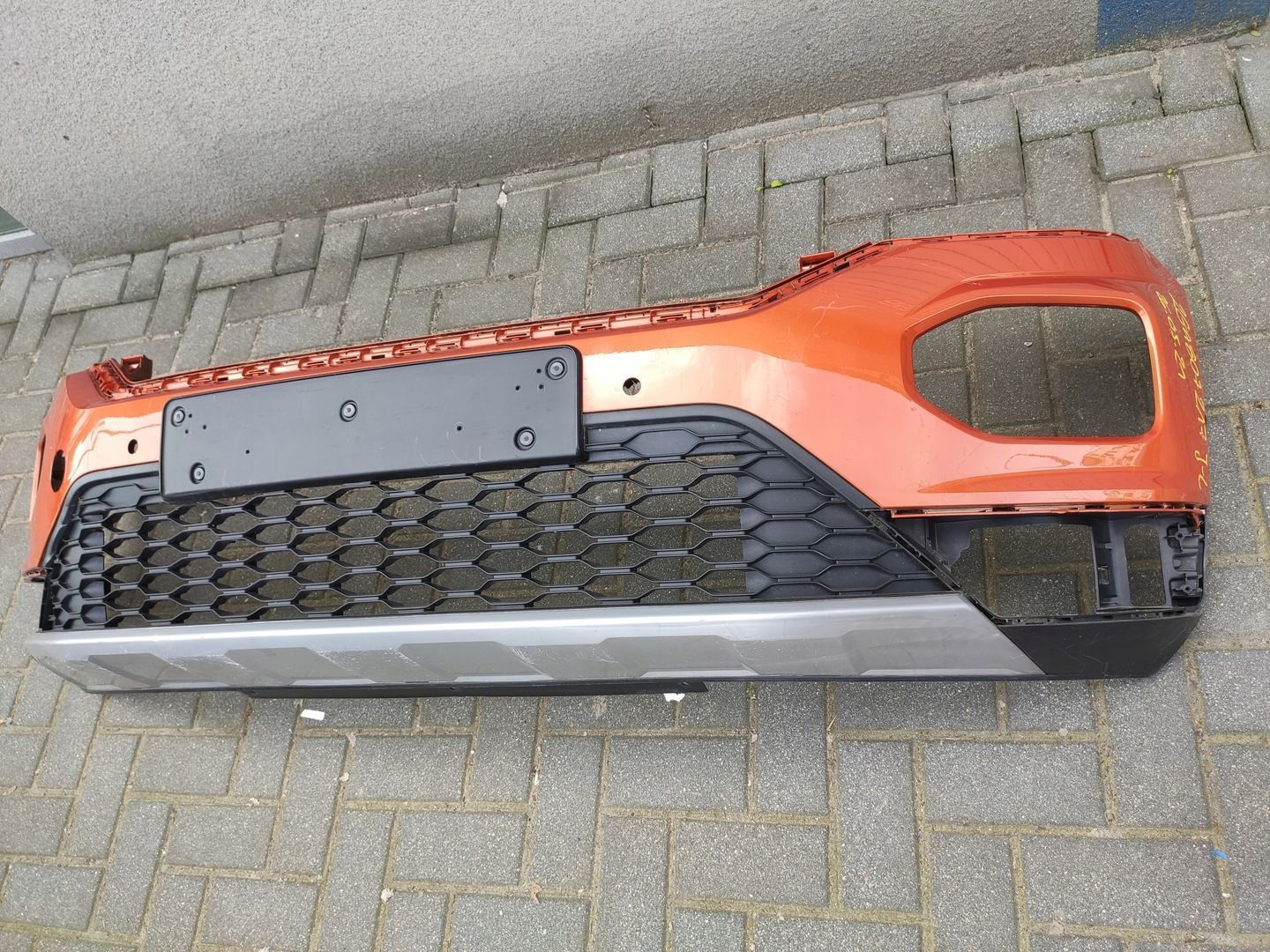 VW T-ROC zderzak przód spolier 2GA807221K 2GA807221J