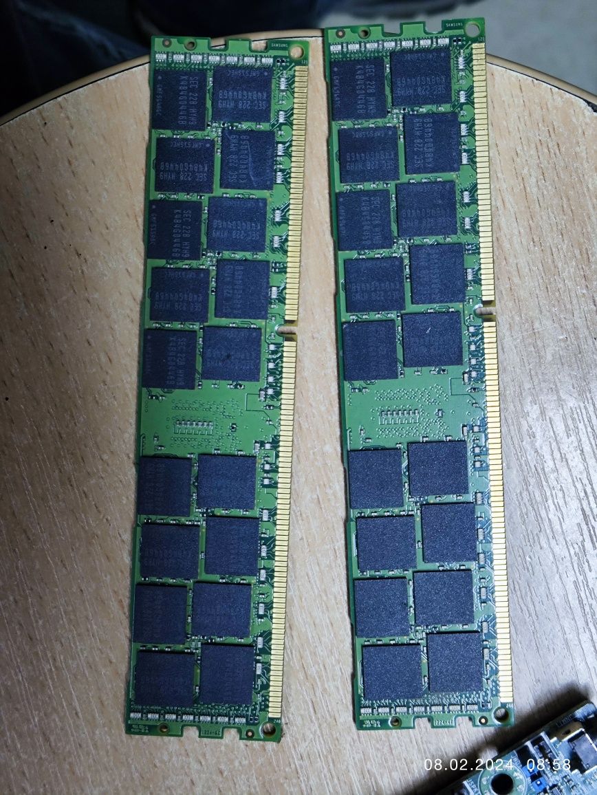 Серверная оперативная память Samsung 2x16GB DDR3 2Rx4 PC3-10600R