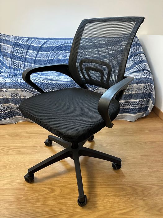 Cadeira de escritório regulável