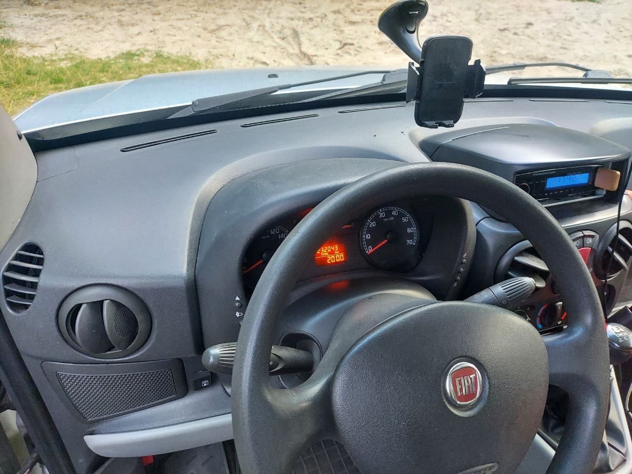 Автомобіль Fiat doblo