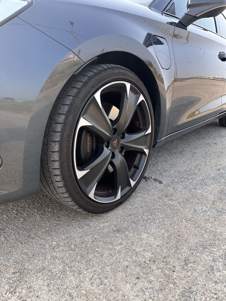 Cupra leon VZ 245 cv