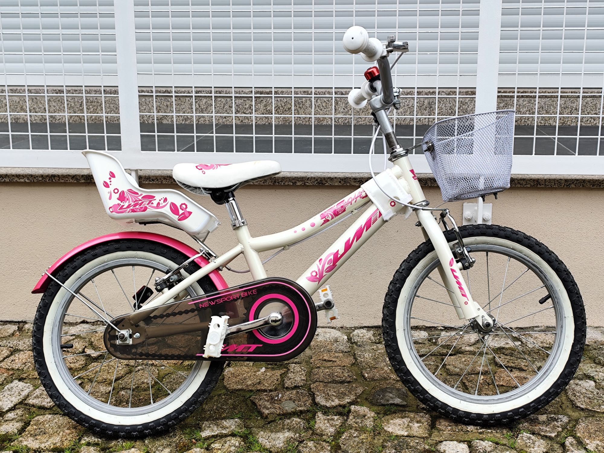 Bicicleta montanha infantil | Diana Rosa / Branco