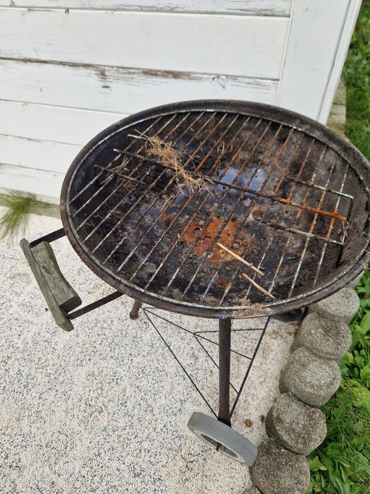 Grill przenośny okrągły