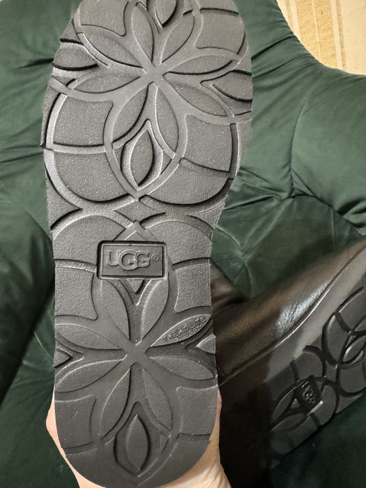 Шкіряні на овчині Ugg 38 розмір 24 см