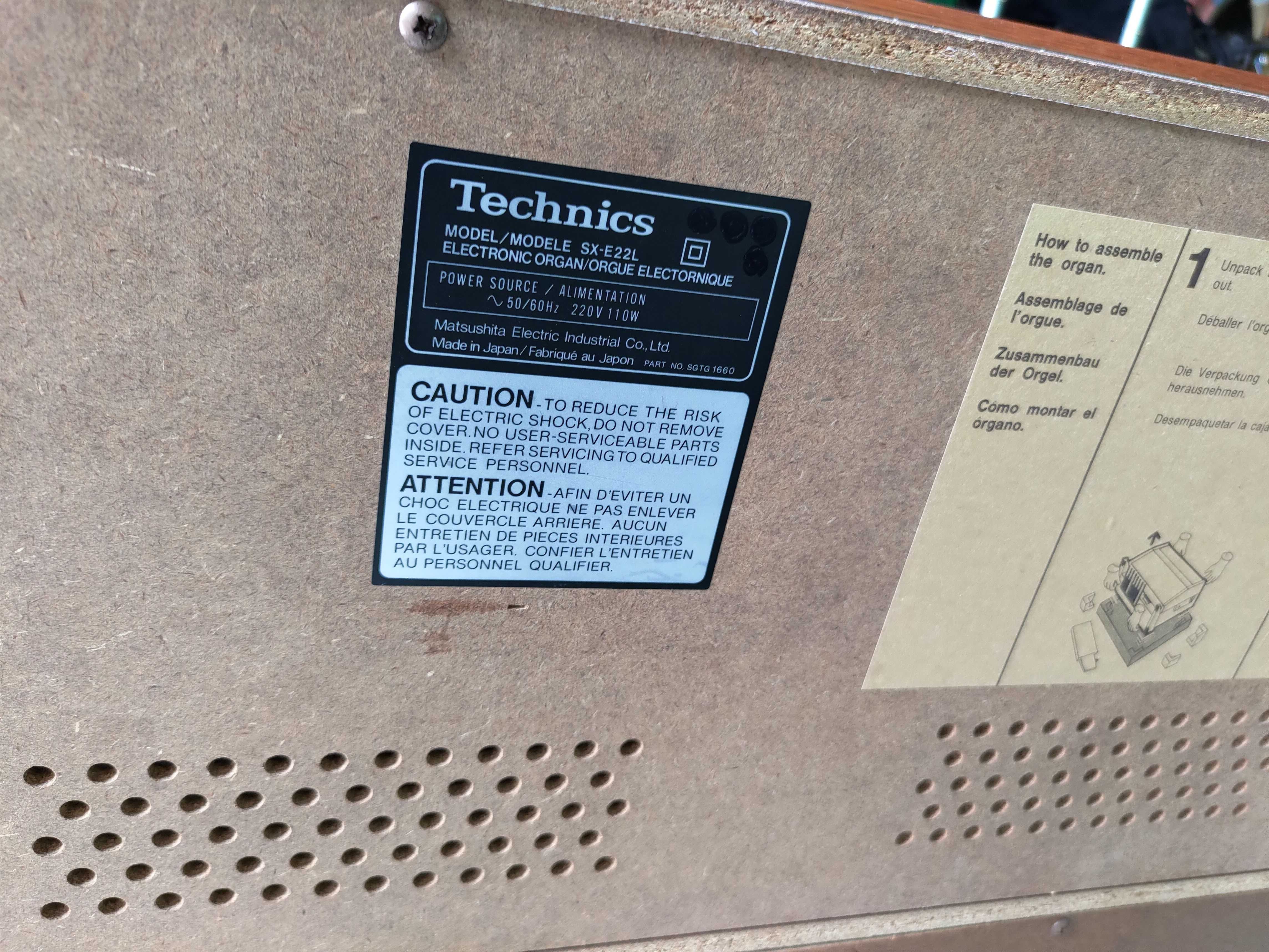 Organy Technics PCM Sound SX-E22L