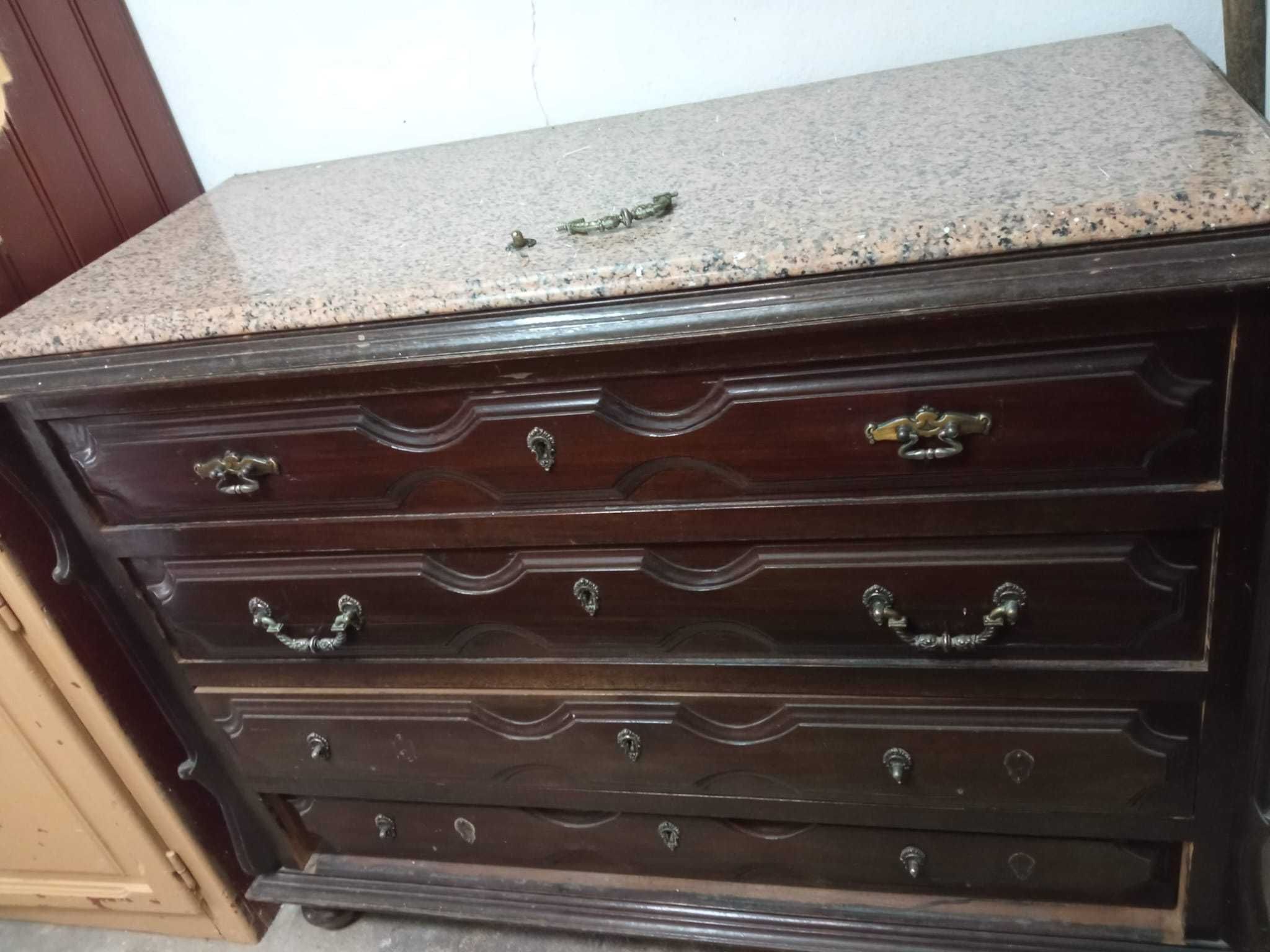 Cómoda antiga mogno séc. XIX 4 gavetas com pedra mármore no topo
