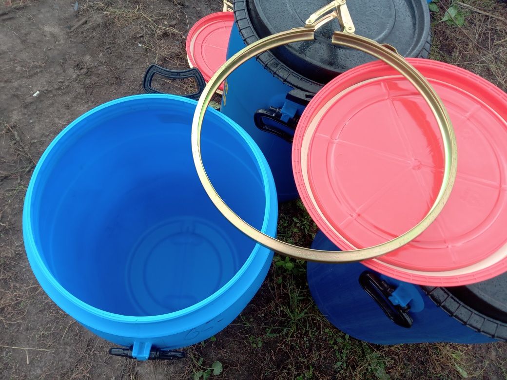 Beczki plastikowe do kapusty ogórków miodu zacieru wina deszczówka poj