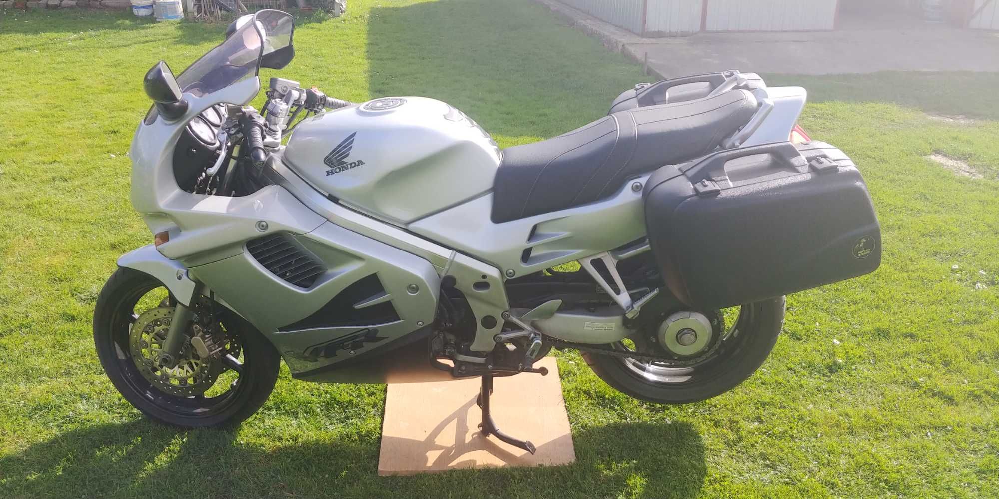 Honda VFR 750 RC36 II