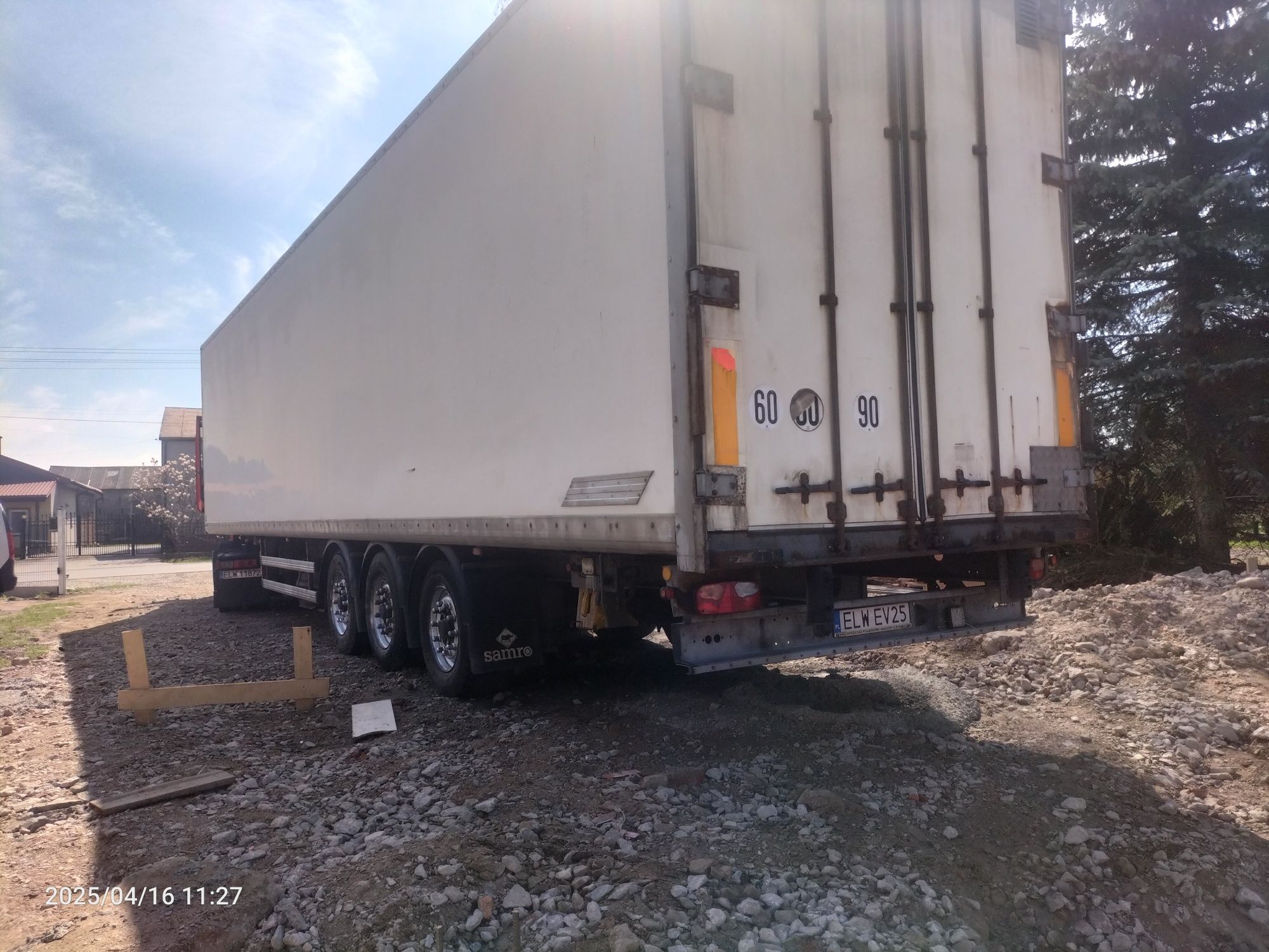Naczepą Samro Doubledeck