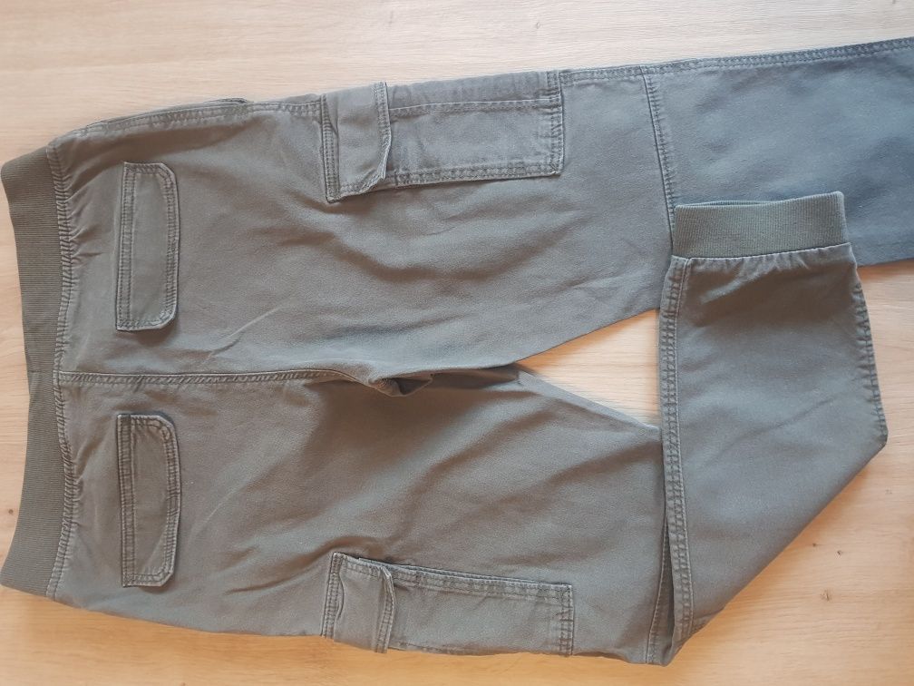 Zestaw r. 158 bluza Coccodrillo i spodnie joggery H&M