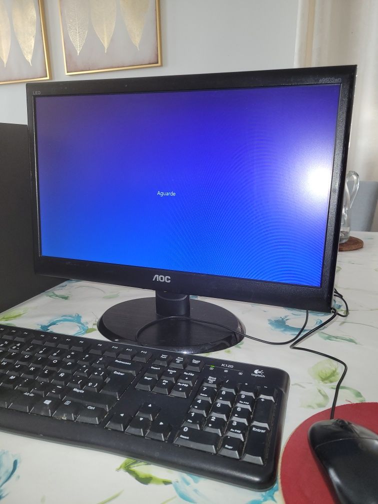 Desktop Dell Optiplex 7010 + LCD, teclado e rato
