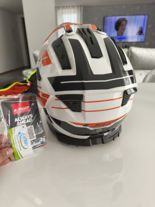 Capacete LS2 Pioneer II