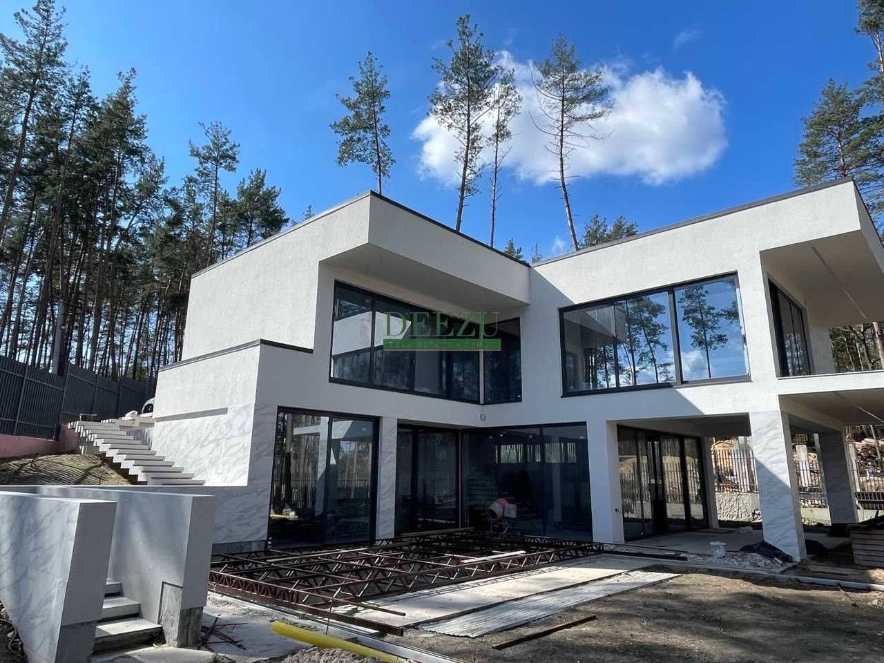 Продаж нового будинку в лісі з басейном. Ходосіка