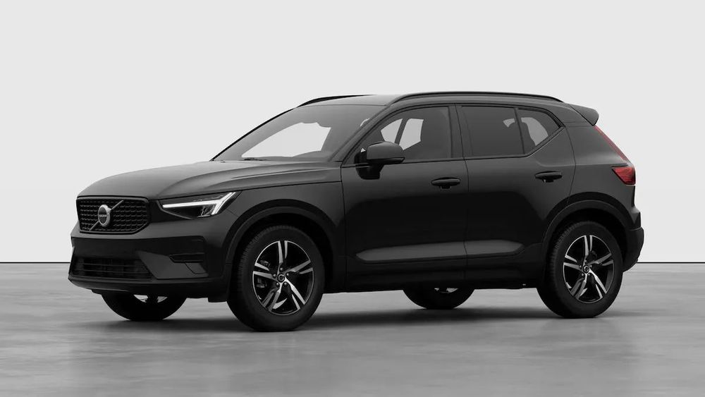 Volvo XC 40 B3 Mild Hybrid 163+14 KM Plus Dark NOWY 2025 Dostępny w październiku