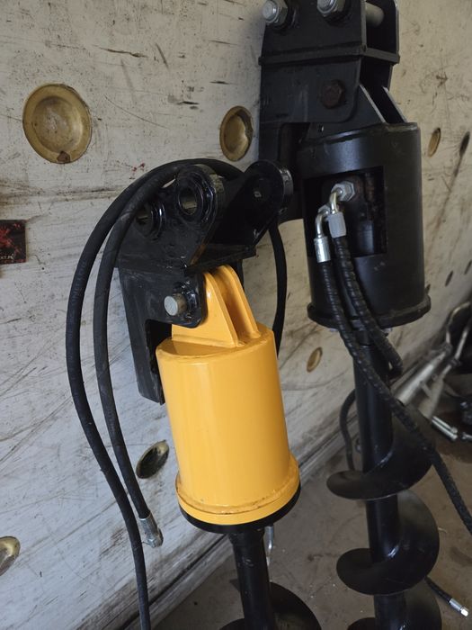 Wiertnica do minikoparki *Świder do ziemi.wiertnica hydrauliczna*