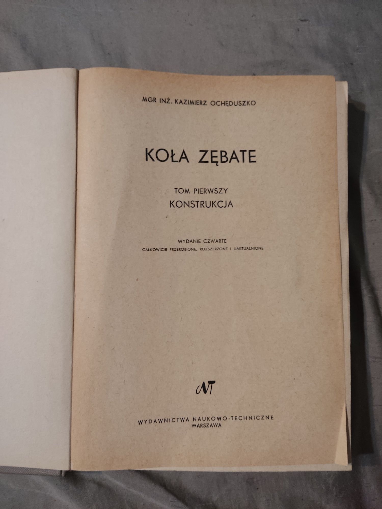 Koła Zębate - Kazimierz Ochęduszko tom I