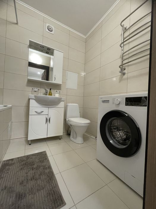 Оренда 1 кімнатноі квартири в новій будові. Озерна