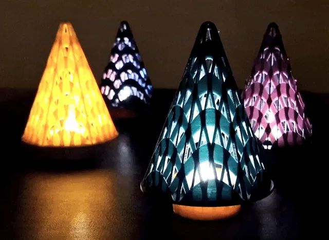 Luz de Natal em Forma de Árvore com Vela LED