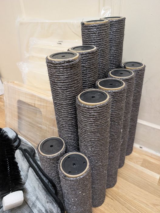 Modern Living Drapak dla Kota Chelsea Ciemnoszary 82x72x185cm DUŻY