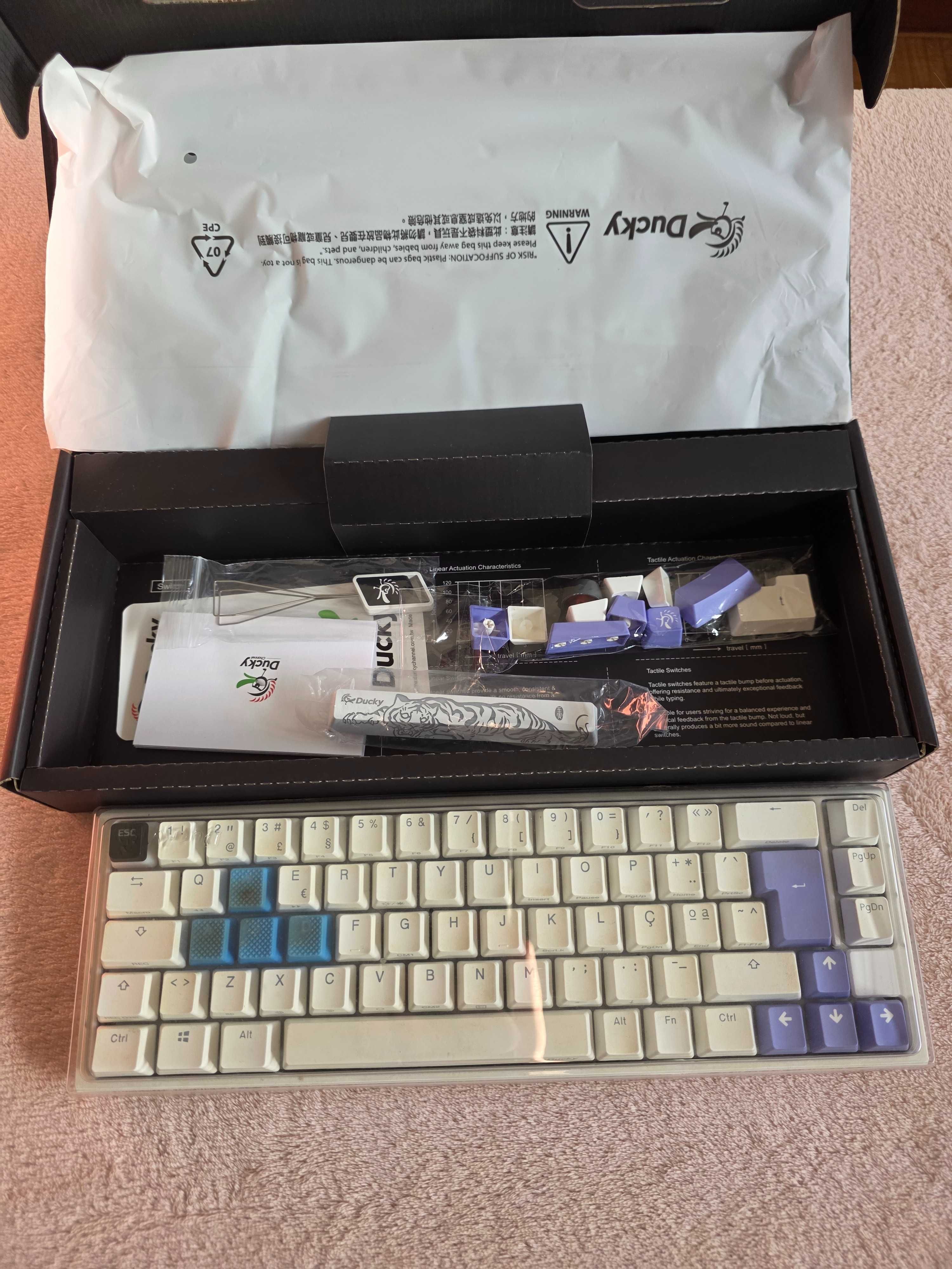 Teclado Ducky One 3 SF Branco
