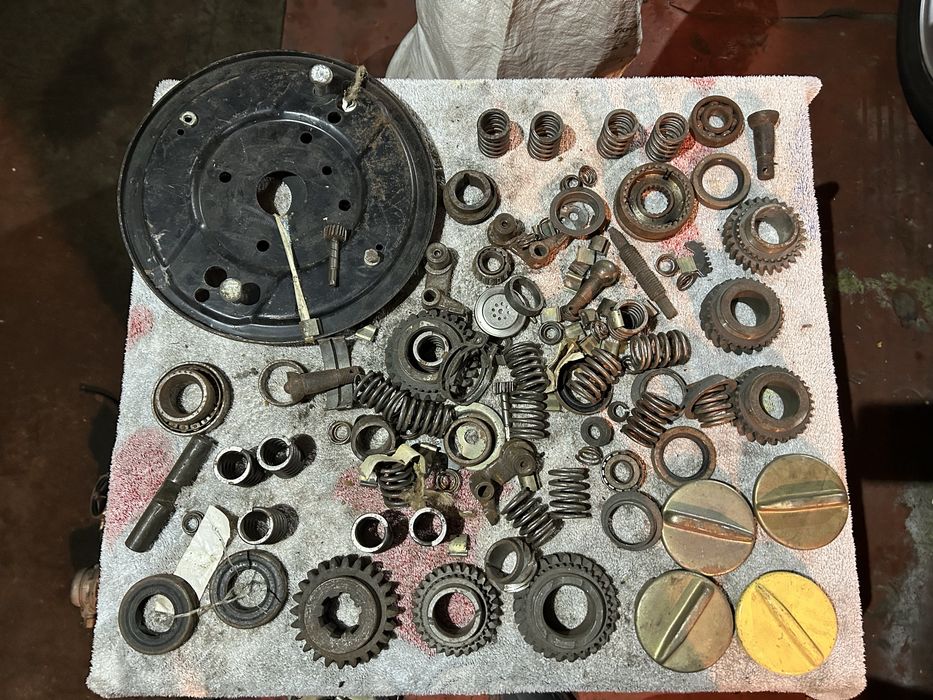 Волга , москвіч , УАЗ