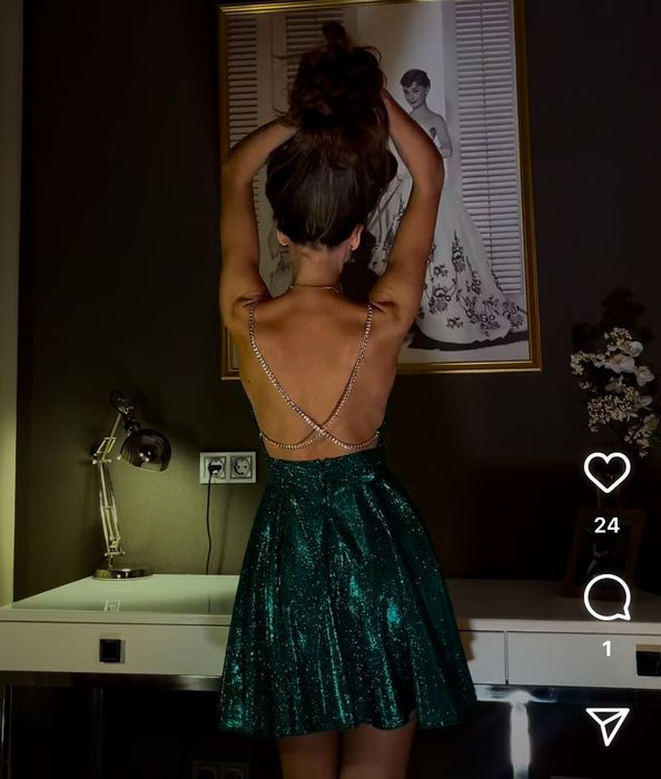 Блискуча , святкова , новорічна сукня