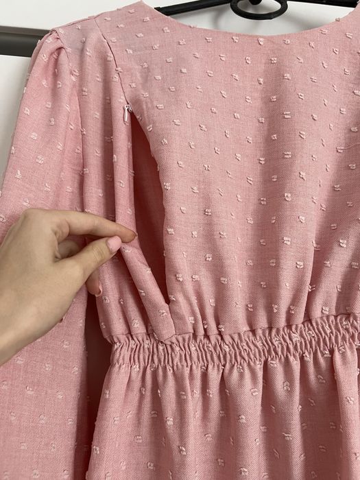 Сукня для вагітних та годуючих мамусь