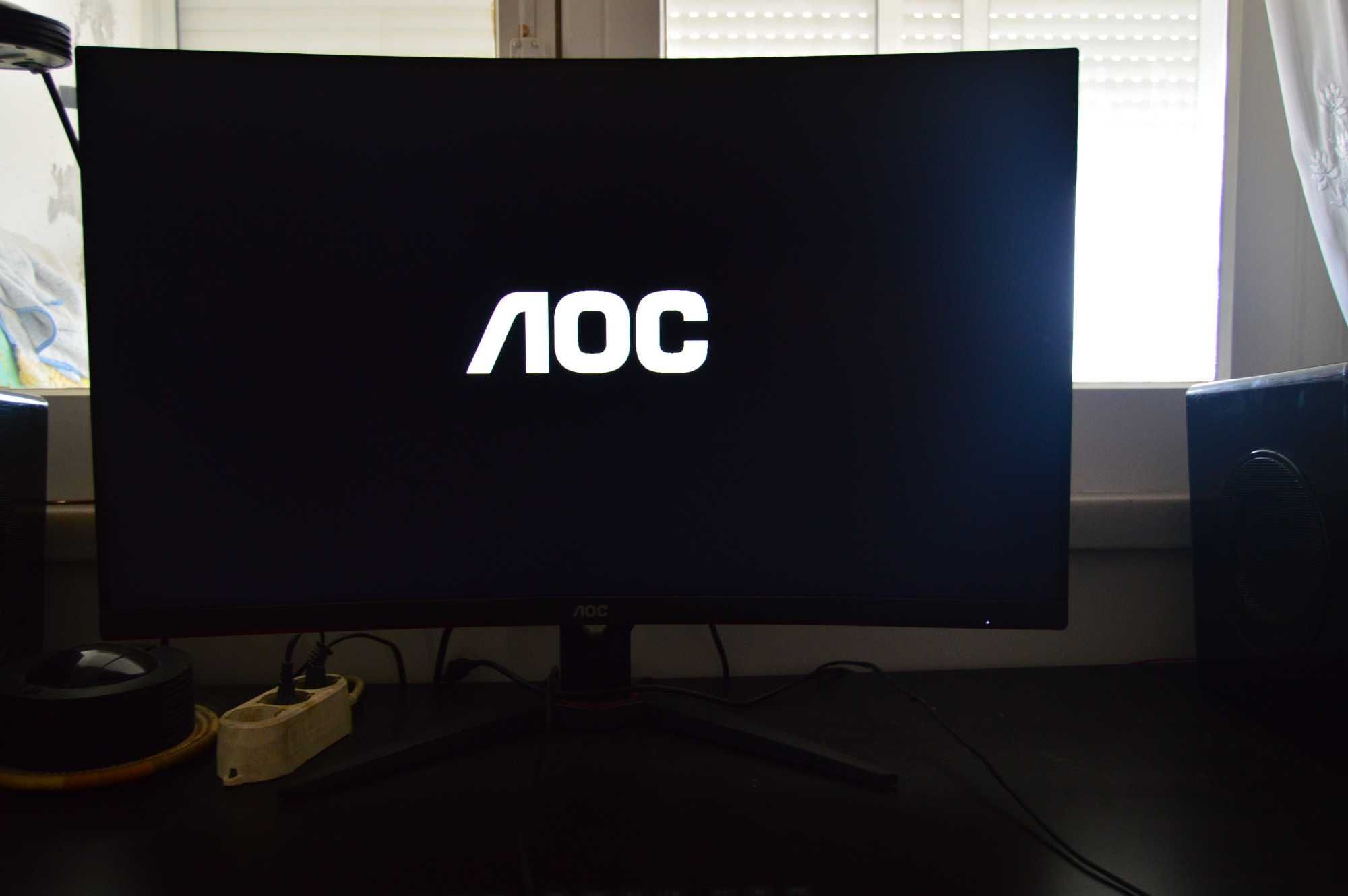 Monitor Gaming Curvo AOC