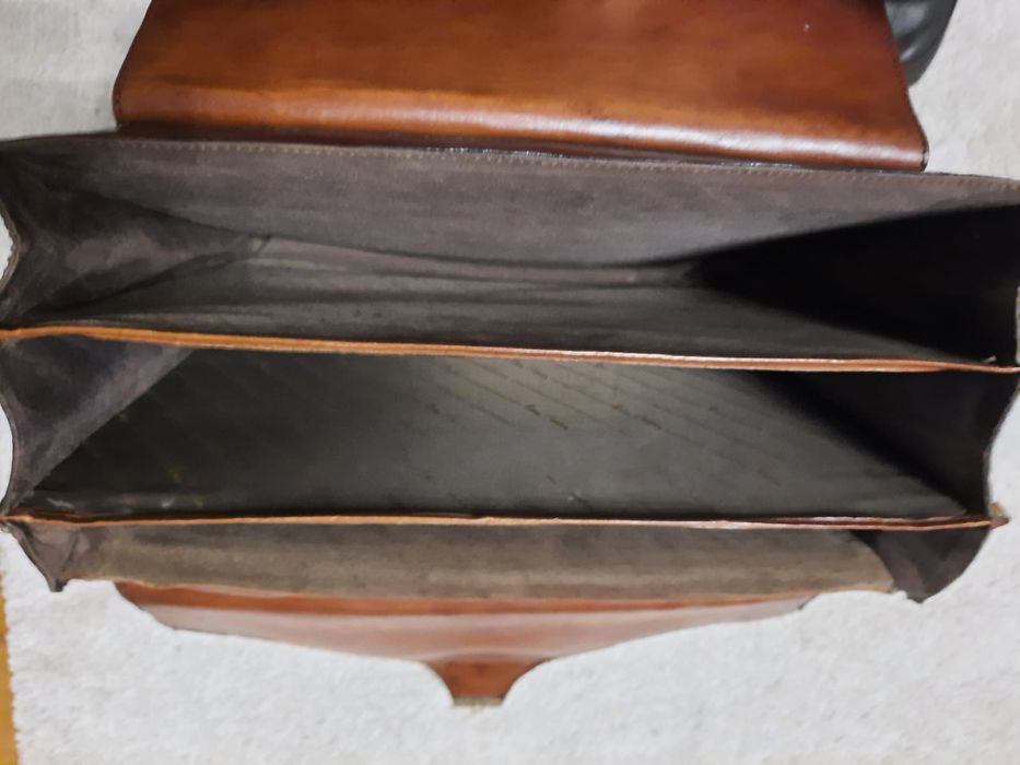 Pasta executivo Pierre Cardin