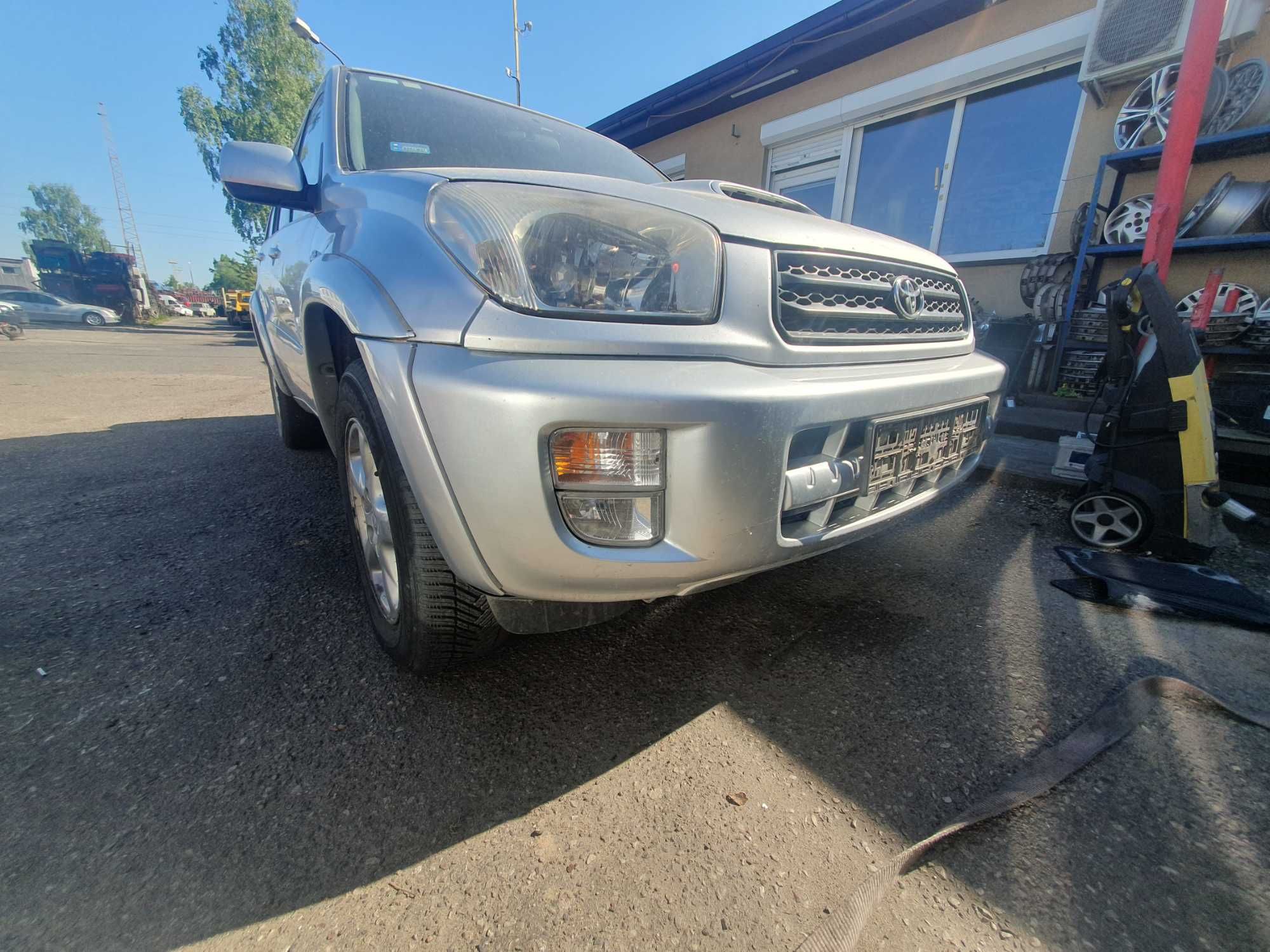 Toyota Rav 4 / 2.0d / 2002r na części